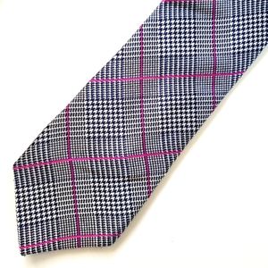 Charles Tyrwhitt plaid silk necktie excellent condition.